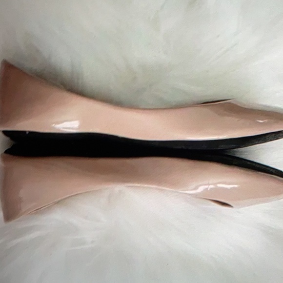 Steve Madden Taupe Flats - Picture 2 of 5